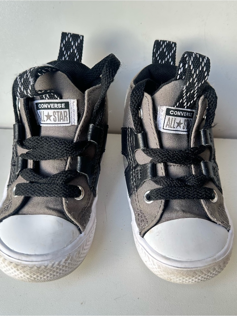 Converse All Star Toddler Gray Black High Top Sneakers Kids US 5 Hook Loop EUC